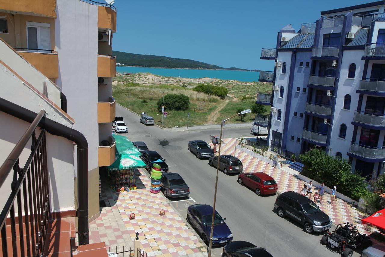 Salena Hotel Primorsko Exterior foto